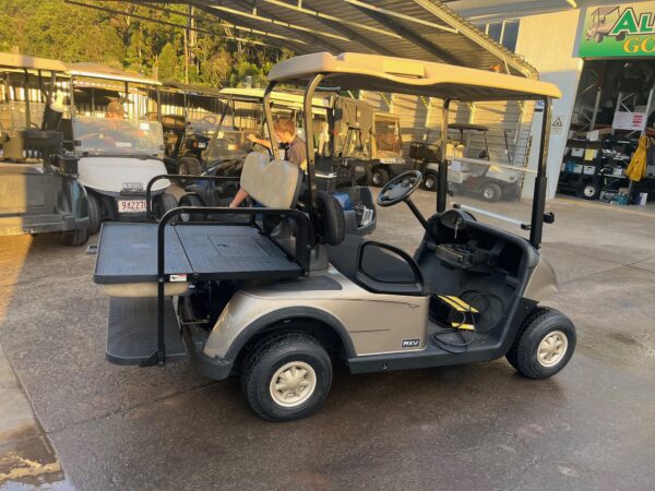 Rxv 20 Almond 4 Seater U237 (1)