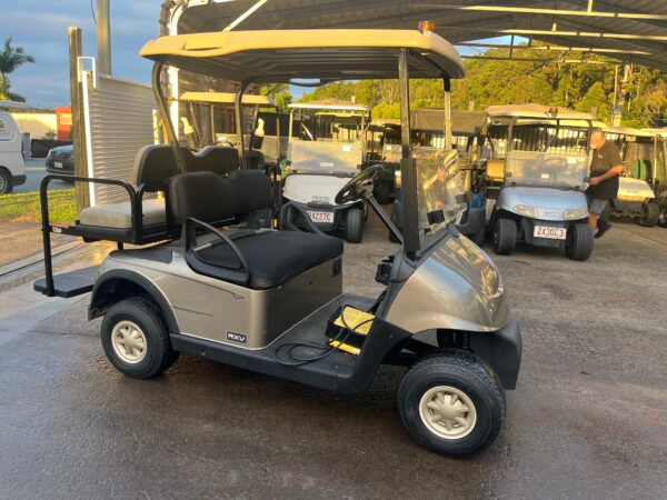 Rxv 20 Almond 4 Seater U237 (2)