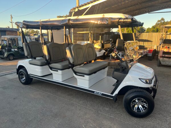 Magnum 6 Seat Community Rc E785 (2)