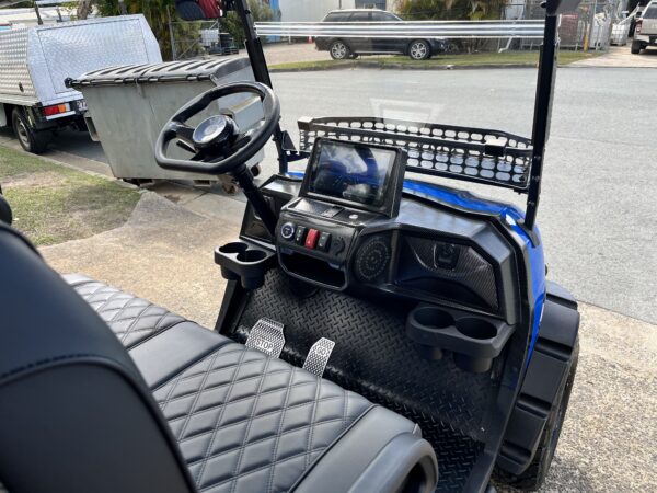 Yaxi 25 Lithium Blue 4 Seat U305 (3)