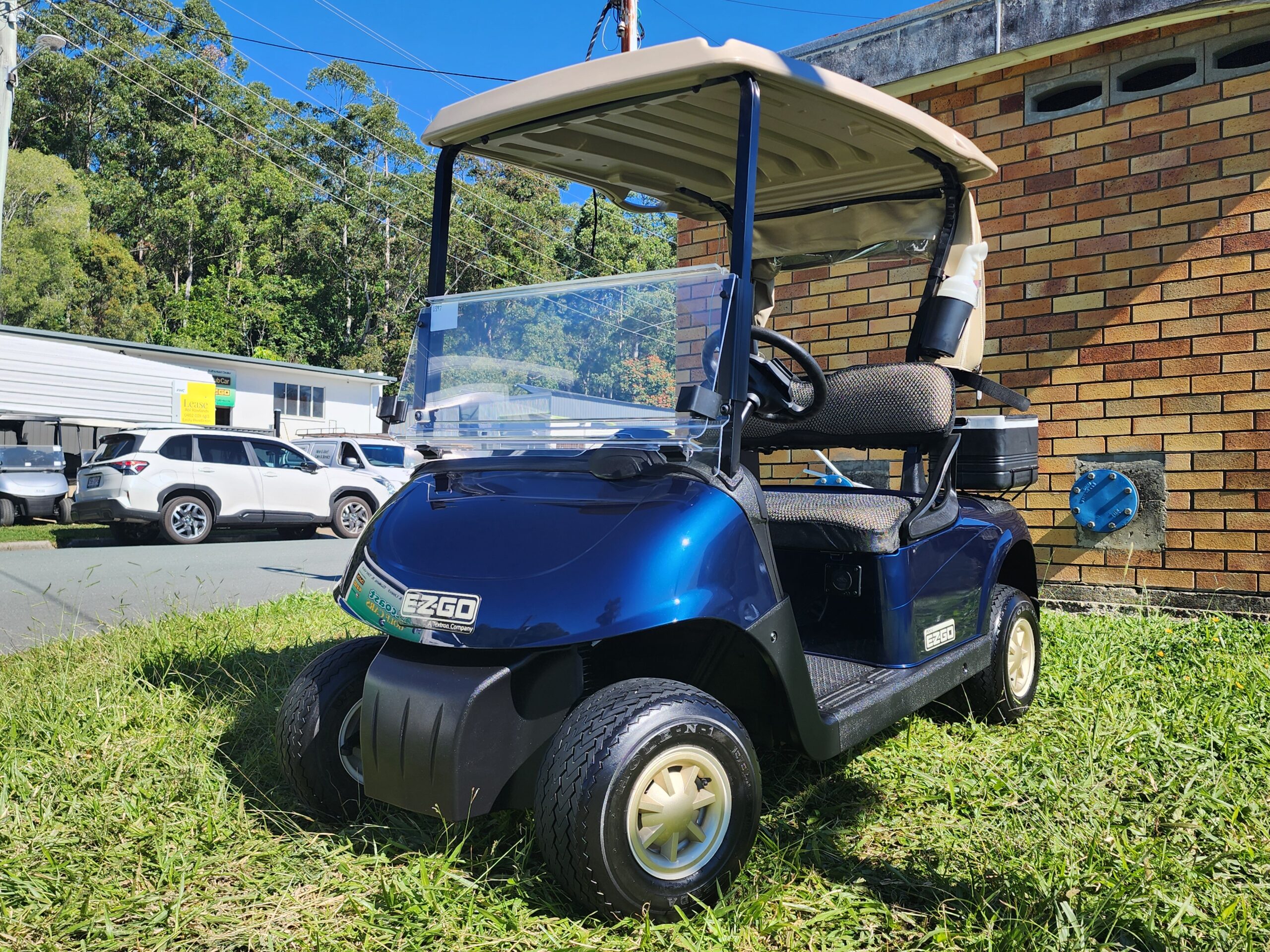EZGO RXV 2015 LITHIUM ELECTRIC BLUE CODE: U397 PRICE: $7,750.00