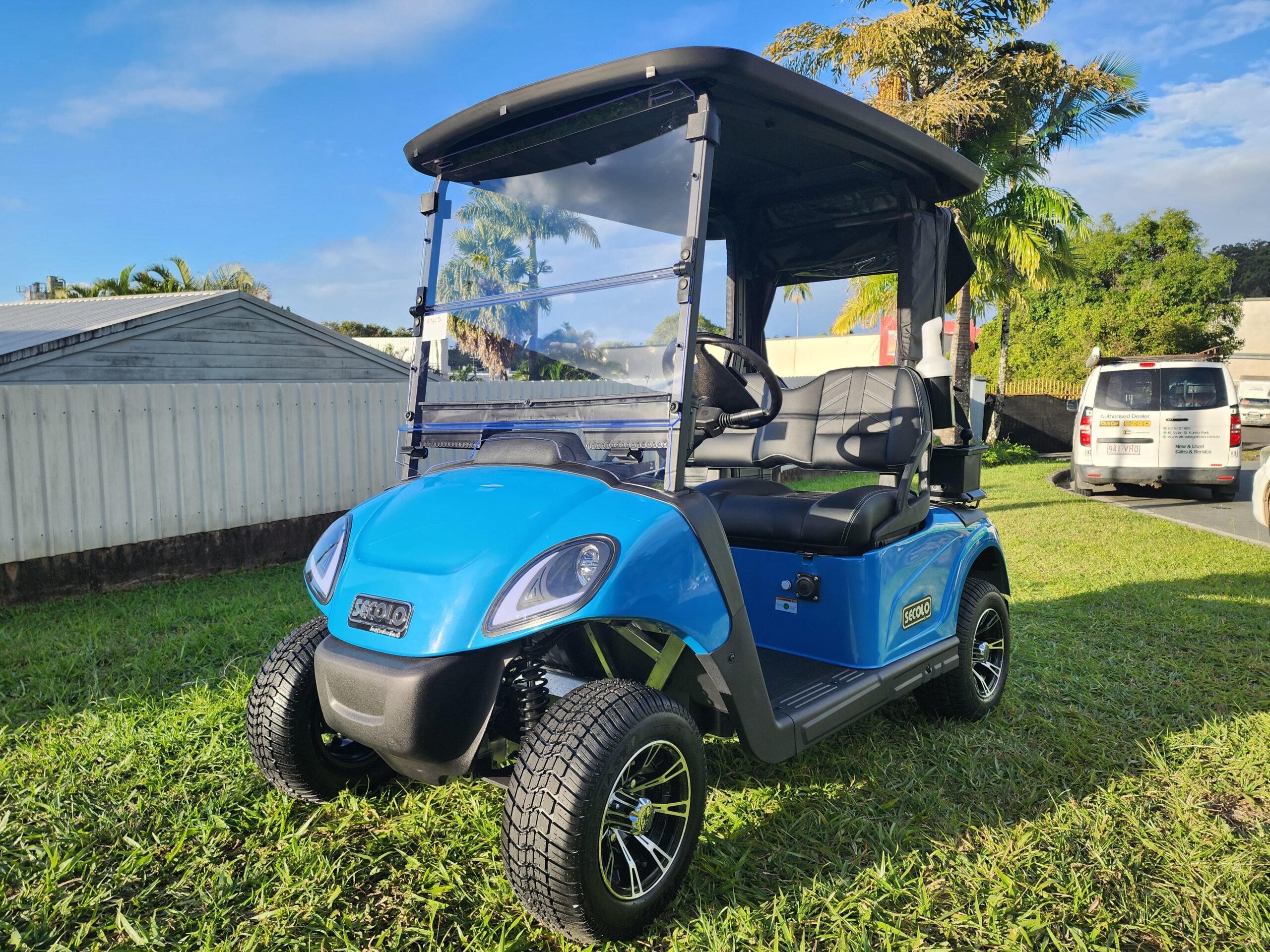 Hio Ev B2 U413.jpg2