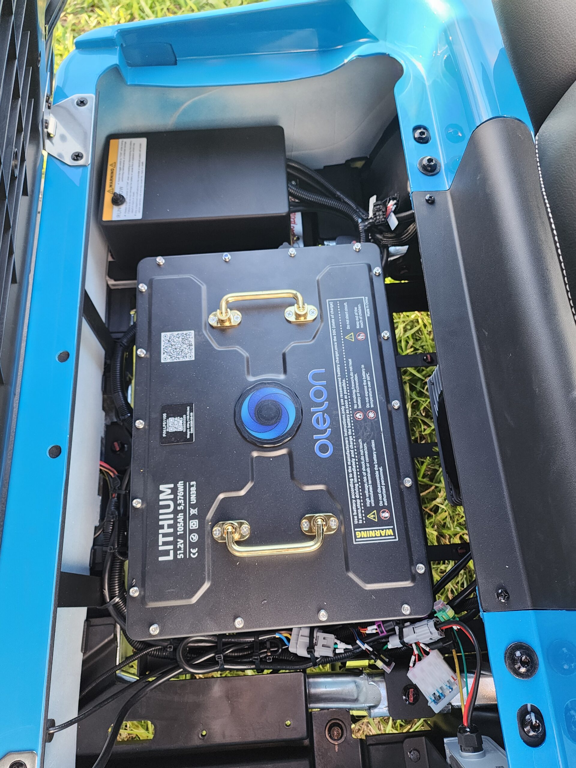 Hio Ev B2 U413.jpg9